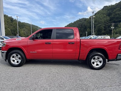 2025 RAM 1500 BIG HORN 4X4 CREW CAB 5'7