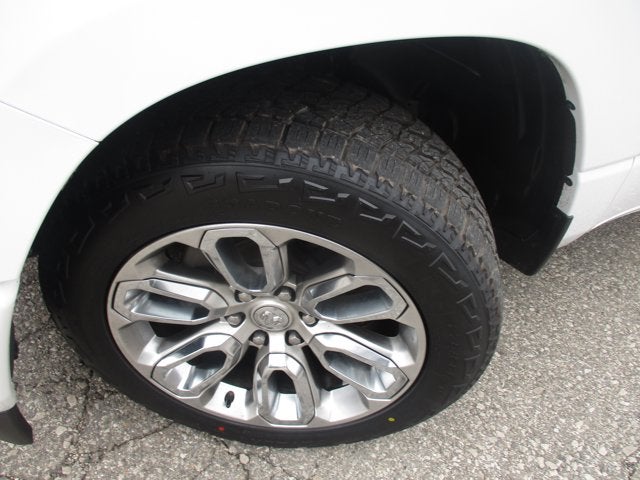 2023 RAM 1500 "LARAMIE 4X4 CREW CAB 5'7"""