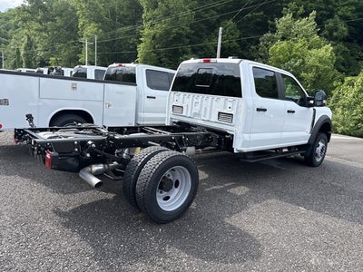 2026 Ford Super Duty F-450 DRW "XL 4WD CREW CAB 179"" WB 6"