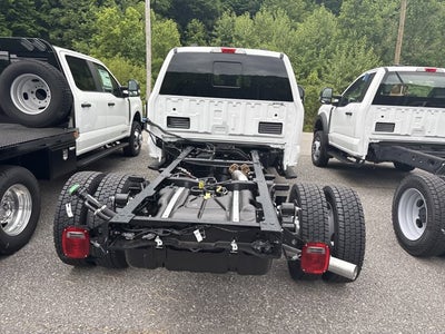 2026 Ford Super Duty F-450 DRW "XL 4WD CREW CAB 179"" WB 6"