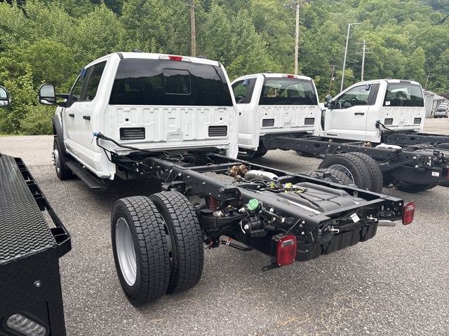 2026 Ford Super Duty F-450 DRW "XL 4WD CREW CAB 179"" WB 6"