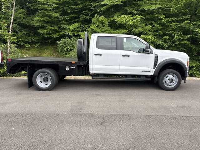 2026 Ford Super Duty F-450 DRW "XL 4WD CREW CAB 179"" WB 6"