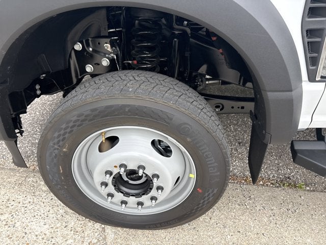2026 Ford Super Duty F-450 DRW "XL 4WD CREW CAB 179"" WB 6"