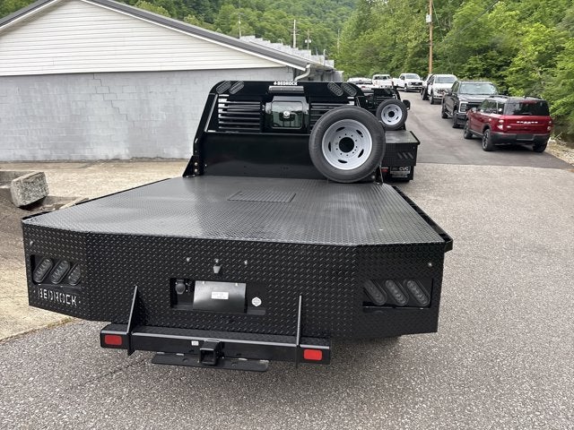 2026 Ford Super Duty F-450 DRW "XL 4WD CREW CAB 179"" WB 6"