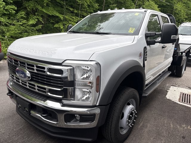 2026 Ford Super Duty F-450 DRW "XL 4WD CREW CAB 179"" WB 6"