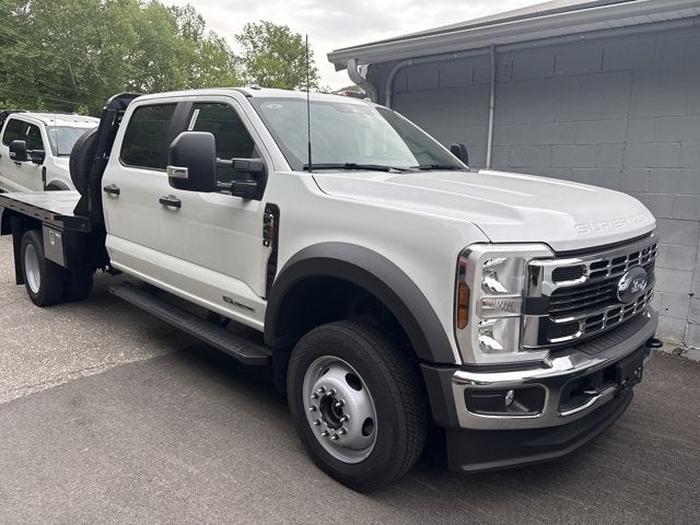 2026 Ford Super Duty F-450 DRW "XL 4WD CREW CAB 179"" WB 6"
