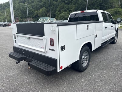 2026 Ford Super Duty F-350 SRW F-350® XL