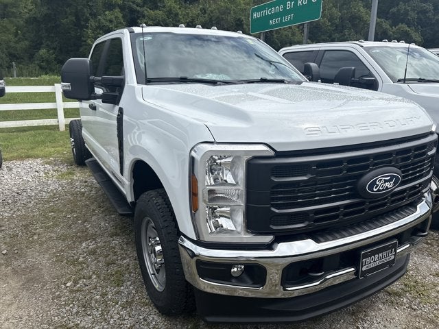 2027 Ford Super Duty F-350 SRW "XL 4WD CREW CAB 179"" WB 6"