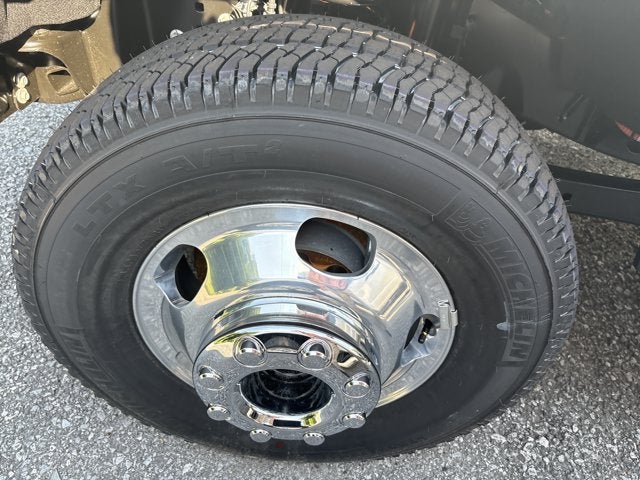 2026 Ford Super Duty F-350 DRW "XL 4WD CREW CAB 179"" WB 6"
