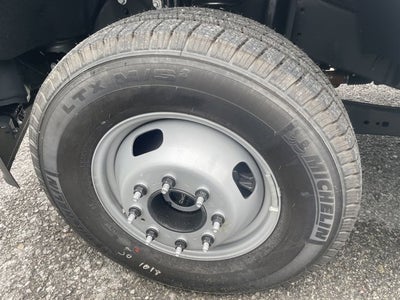 2024 Ford Super Duty F-350 DRW F-350® XL