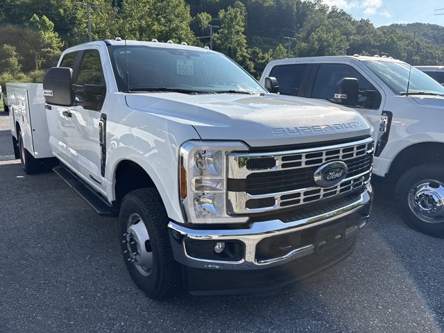 2026 Ford Super Duty F-350 DRW F-350® XL