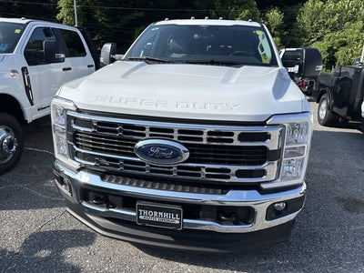 2026 Ford Super Duty F-350 DRW "XL 4WD CREW CAB 179"" WB 6"
