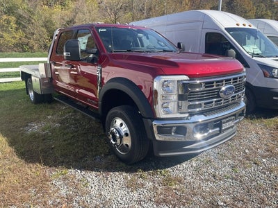 2026 Ford Super Duty F-450 DRW "XLT 4WD CREW CAB 179"" WB"