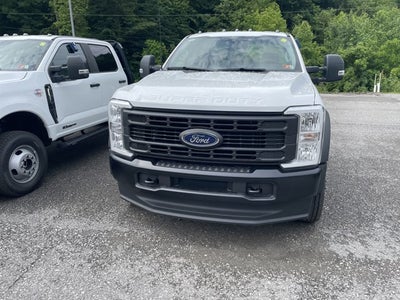 2025 Ford Super Duty F-550 DRW "XL 4WD REG CAB 169"" WB 84"