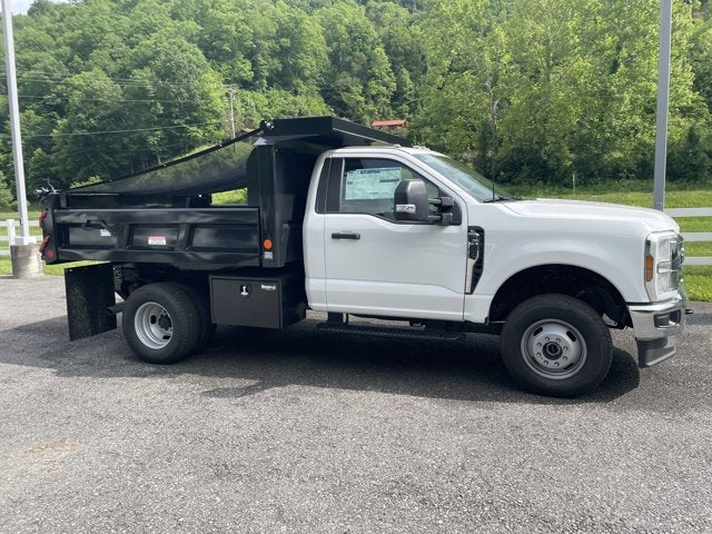 2025 Ford Super Duty F-350 DRW F-350® XL