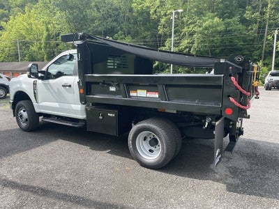 2025 Ford Super Duty F-350 DRW F-350® XL