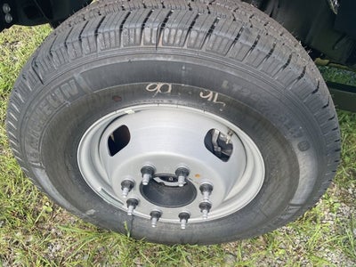 2025 Ford Super Duty F-350 DRW F-350® XL