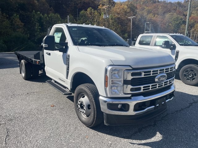 2026 Ford Super Duty F-350 DRW F-350® XL