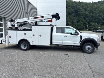 2026 Ford Super Duty F-550 DRW F-550® XL