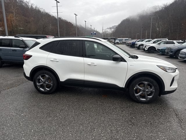 2026 Ford Escape ST-LINE AWD