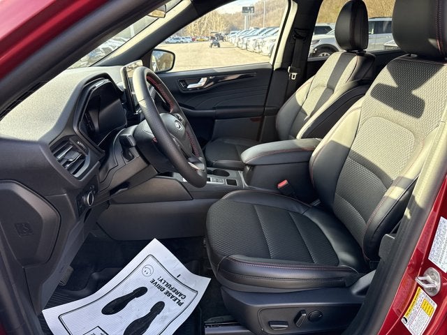 2026 Ford Escape ST-LINE AWD