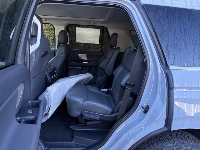 2025 Ford Expedition ACTIVE 4X4