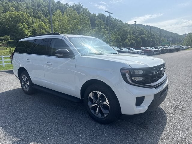 2027 Ford Expedition ACTIVE 4X4