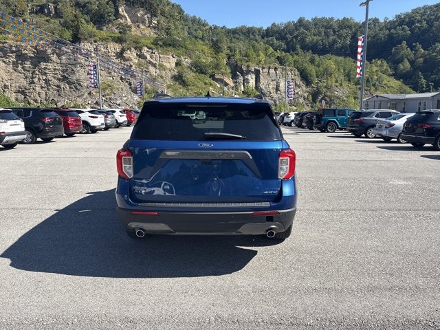 2022 Ford Explorer XLT 4WD
