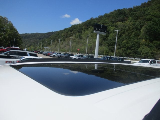 2023 Ford Explorer XLT 4WD