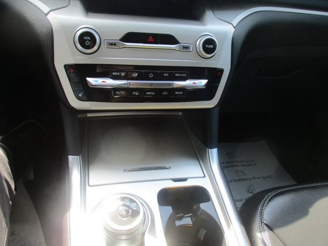 2023 Ford Explorer XLT 4WD