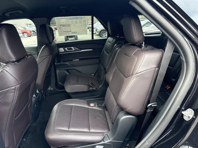 2026 Ford Explorer PLATINUM RWD