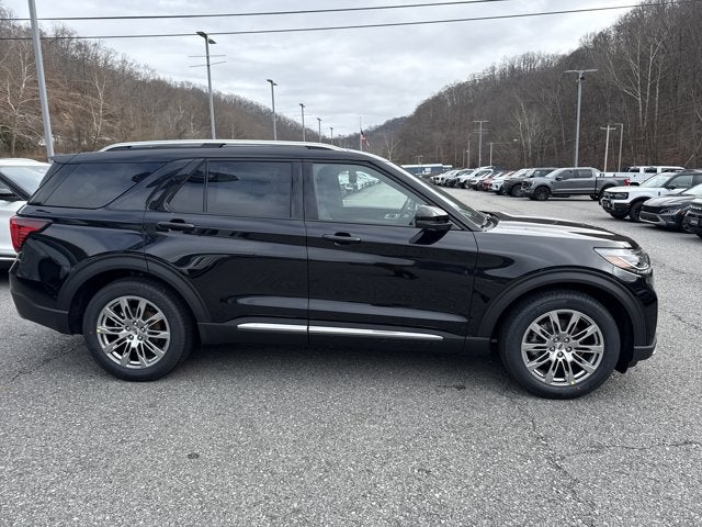 2026 Ford Explorer PLATINUM RWD
