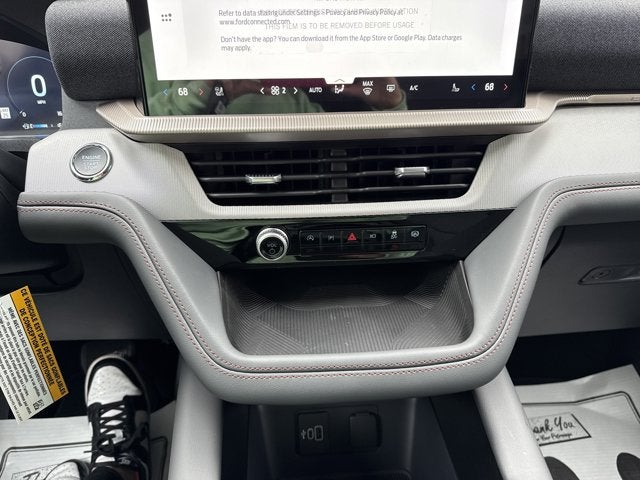 2026 Ford Explorer ACTIVE 4WD