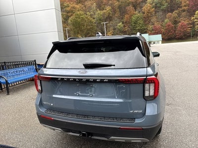 2026 Ford Explorer ACTIVE 4WD