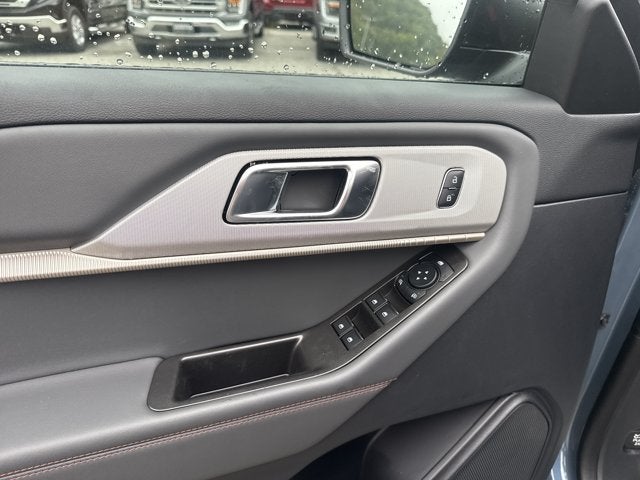 2027 Ford Explorer ACTIVE 4WD