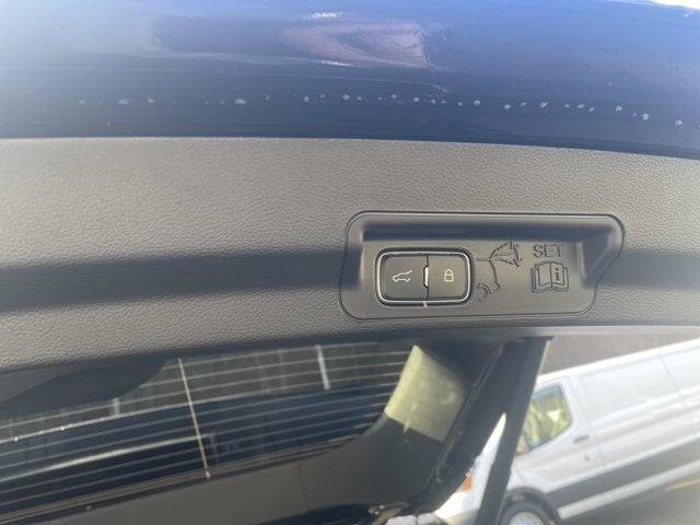 2026 Ford Explorer TREMOR 4WD