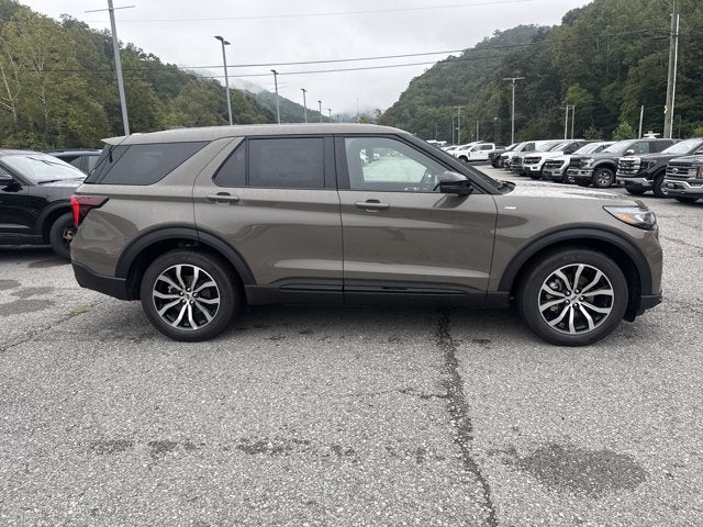 2027 Ford Explorer ST-LINE 4WD