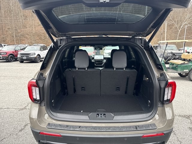 2026 Ford Explorer ST-LINE 4WD