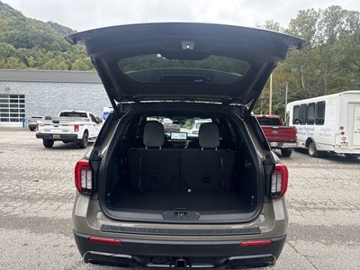 2027 Ford Explorer ST-LINE 4WD