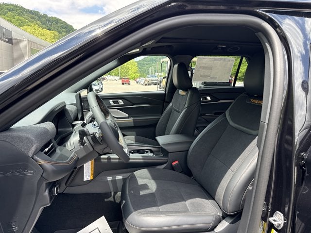 2026 Ford Explorer TREMOR 4WD