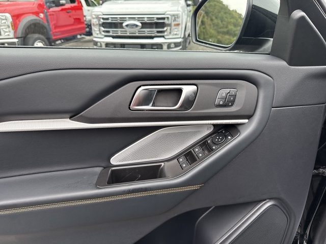 2027 Ford Explorer TREMOR 4WD