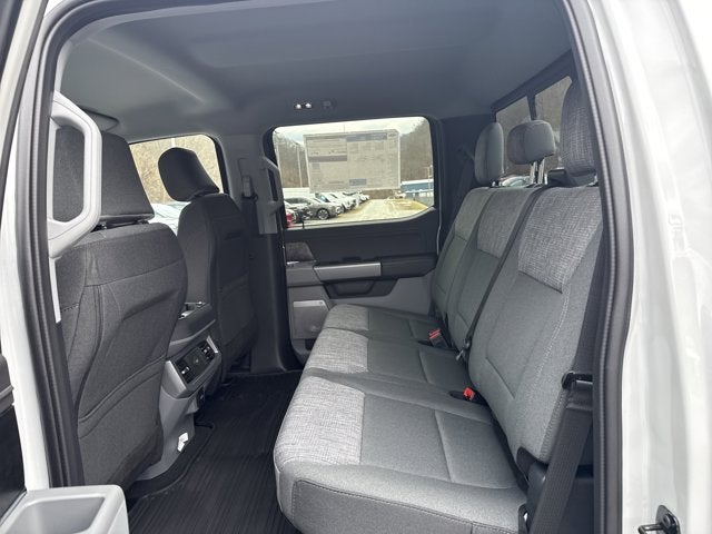 2026 Ford Super Duty F-350 DRW XLT 4WD CREW CAB 8' BOX