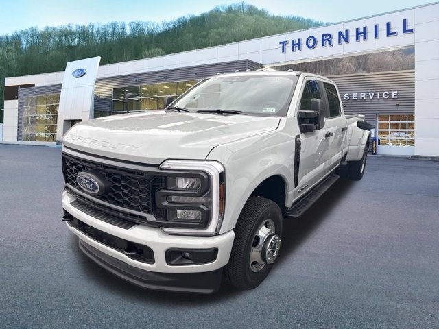 2026 Ford Super Duty F-350 DRW XL 4WD CREW CAB 8' BOX