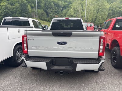 2026 Ford Super Duty F-350 DRW XL 4WD CREW CAB 8' BOX