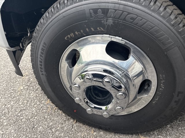 2026 Ford Super Duty F-350 DRW XL 4WD CREW CAB 8' BOX