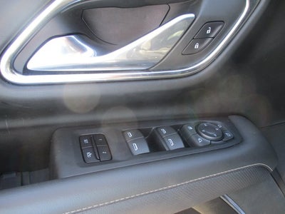 2023 GMC Yukon XL 4WD 4DR SLT
