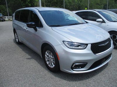 2026 Chrysler Pacifica SELECT FWD