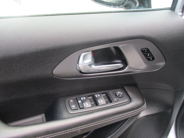 2026 Chrysler Pacifica SELECT FWD
