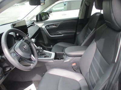 2025 Toyota RAV4 XLE PREMIUM AWD