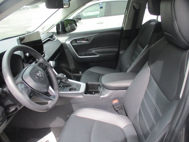 2025 Toyota RAV4 XLE PREMIUM AWD